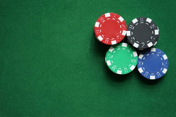 Hacksaw Gaming slot interface on mudah showing dynamic reels and payout table display